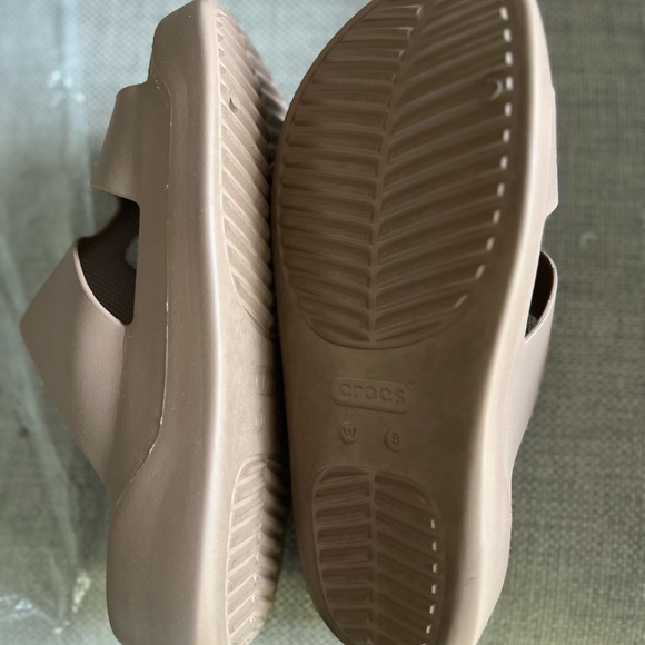 Crocs platform - Picture 3 of 5